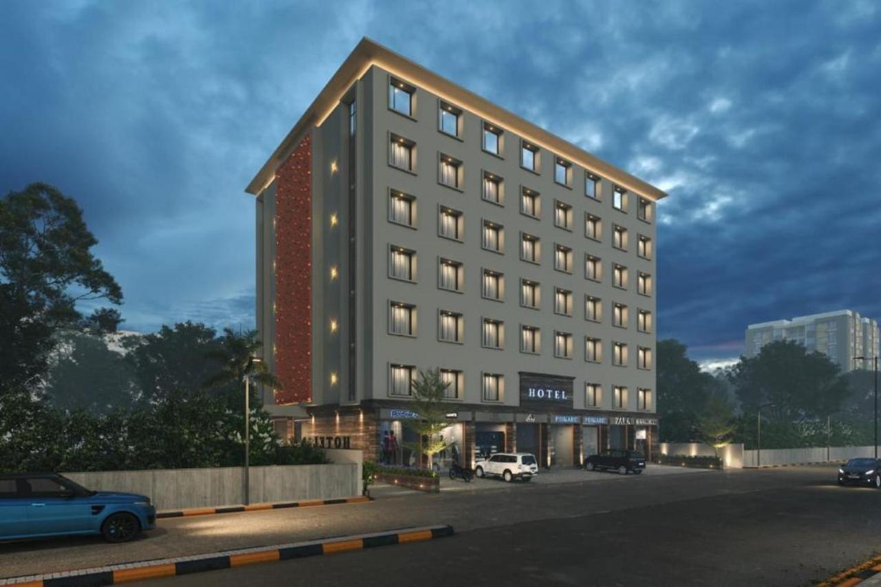 The Sky Imperial Hotel Kailash Jāmnagar エクステリア 写真